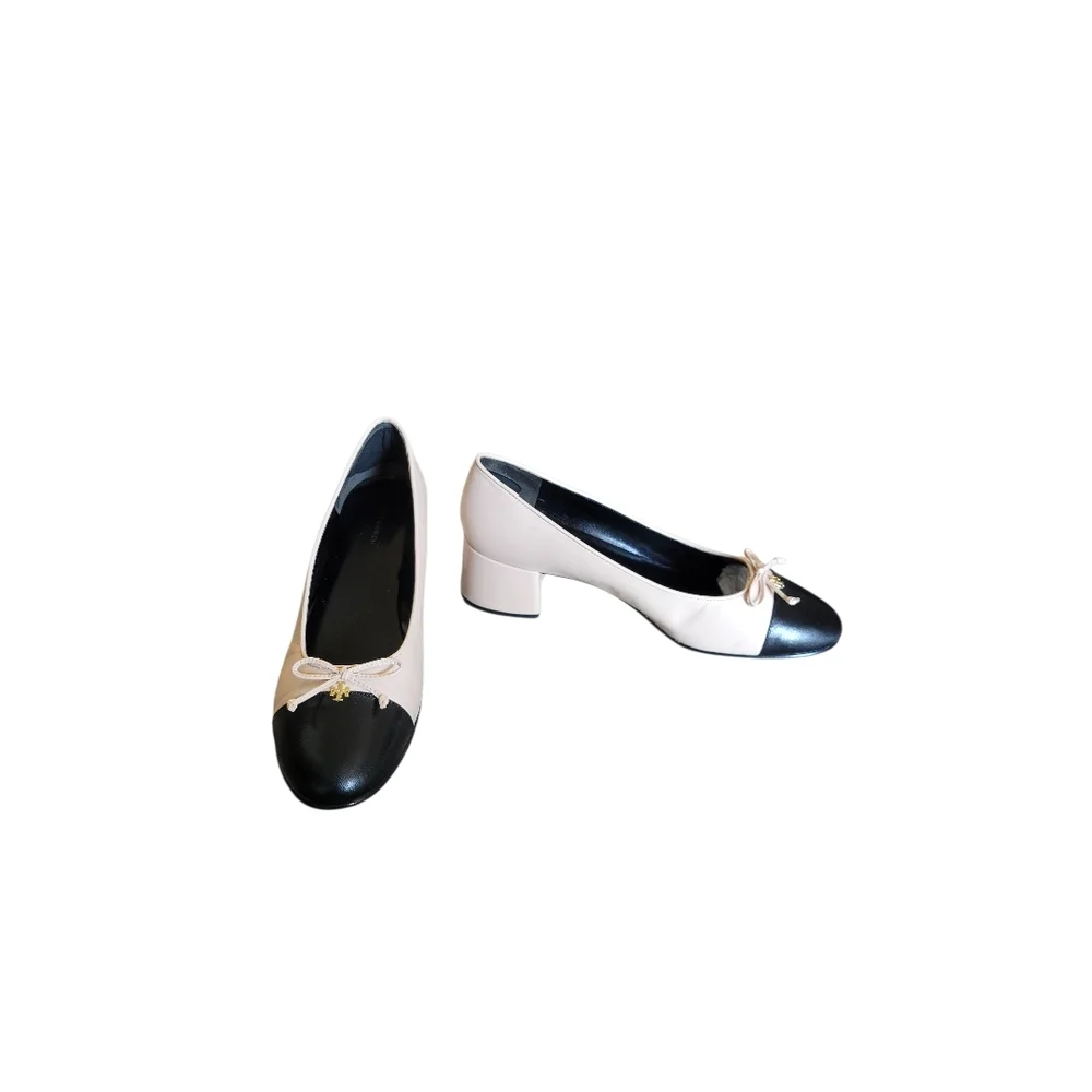 Tory Burch Black and Cream Leather Cap-Toe Pump